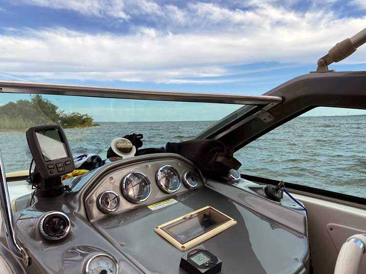 Como obter Arrais Amador para pilotar lanchas no Lago de Palmas?